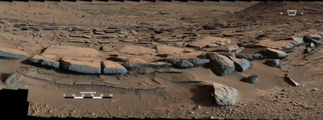 Дельта пересохшей марсианской реки, найденная Curiosity, в почве которой может до сих пор таиться жидкая вода благодаря солям-перхлоратам