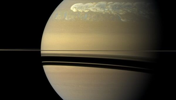 Фотография белого пятна в атмосфере Сатурна, полученная при помощи Кассини