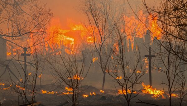 Пожар на окраине города Абакана. Архивное фото