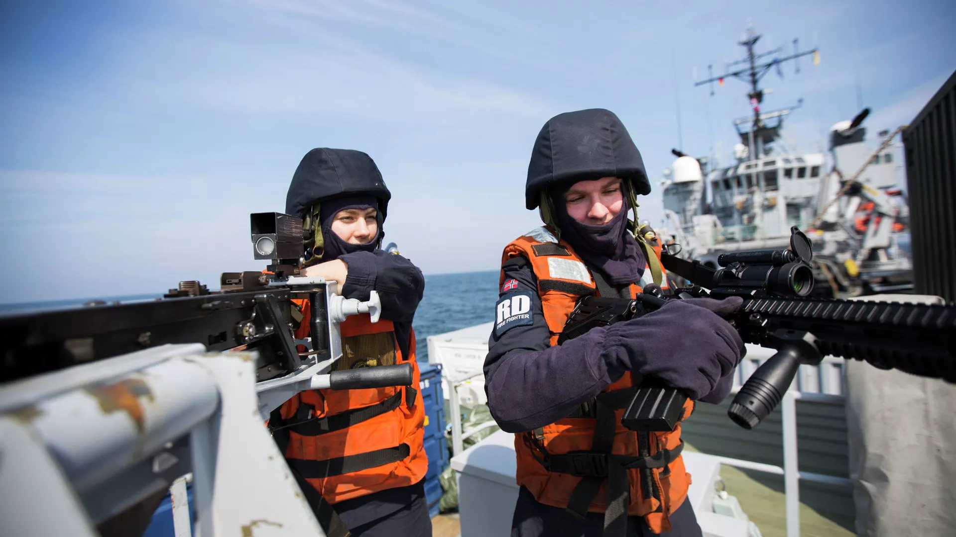 НАТО ограничивает свободу судоходства в Балтийском регионе – посол Корчунов