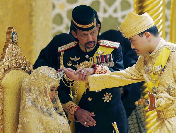 Свадьба султана Брунея Хассанала Болкиаха