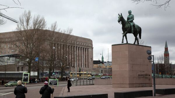 Бронзовый конный памятник маршалу Финляндии барону Карлу Густаву Эмилю Маннергейму в Хельсинки, Финляндия