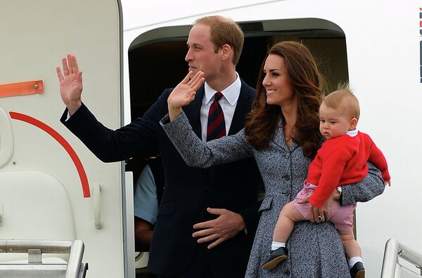 Начало тура Кейт Миддлтон и принца Уильяма с сыном по Новой Зеландии