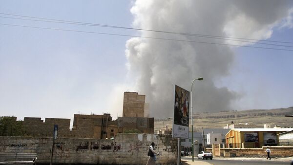 Последствия авиаударов ВВС коалиции по Йемену. Архивное фото