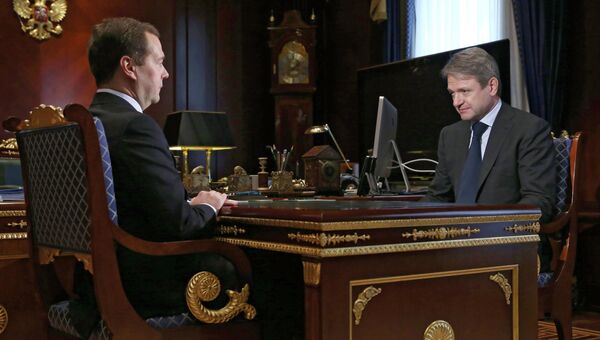 Председатель правительства РФ Дмитрий Медведев и министр сельского хозяйства РФ Александр Ткачев