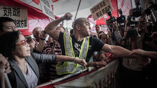 Акция протеста оппозиции против плана правительства по проведению выборов, Гонконг