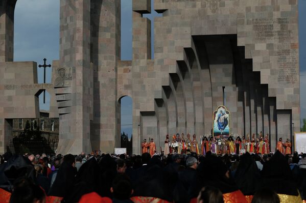 Богослужение в память о жертвах геноцида армян