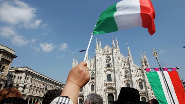 Празднование Дня освобождения в Милане, Италия. Архивное фото