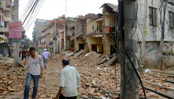 Разрушенные в результате землетрясения дома в Лалитпуре, Непал
