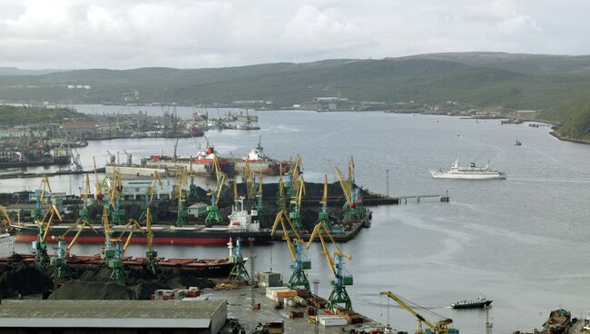 Морской порт, Североморск. Архивное фото