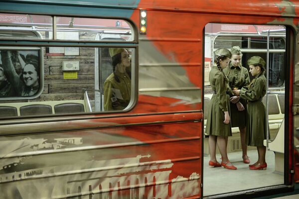 Экспозиция Победители в метропоезде-музее Новониколаевск-Новосибирск