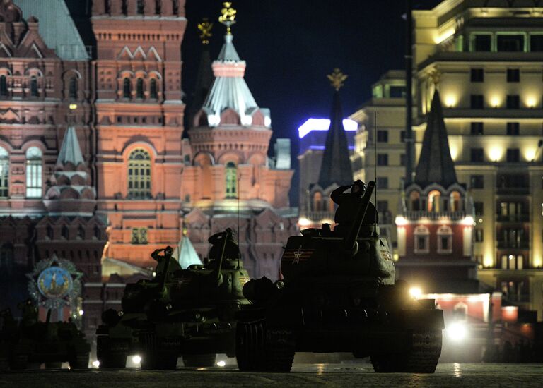 Репетиция военного парада в Москве в ознаменование 70-летия Победы в Великой Отечественной войне 1941-1945 годов