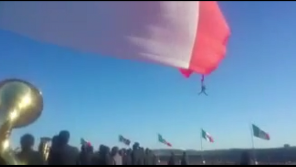 Унесенный ветром на флаге в Мексике