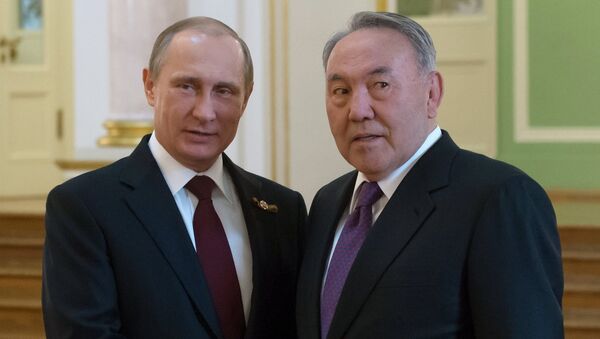 Президент Российской Федерации Владимир Путин (слева) и президент Республики Казахстан Нурсултан Назарбаев. Архивное фото