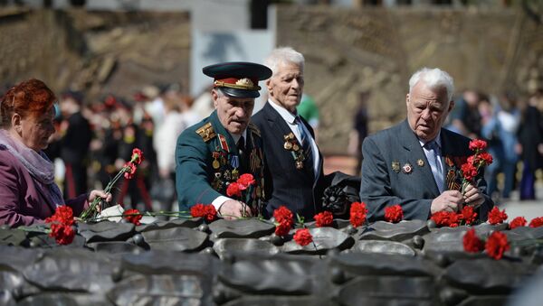 Ветераны Великой Отечественной войны на церемонии открытия Широкореченского мемориала в Екатеринбурге