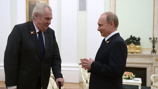Президент России В.Путин и президент Чешской Республики М.Земан. Архивное фото