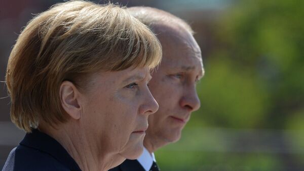 Президент Российской Федерации Владимир Путин и канцлер Федеративной Республики Германия Ангела Меркель. Архивное фото
