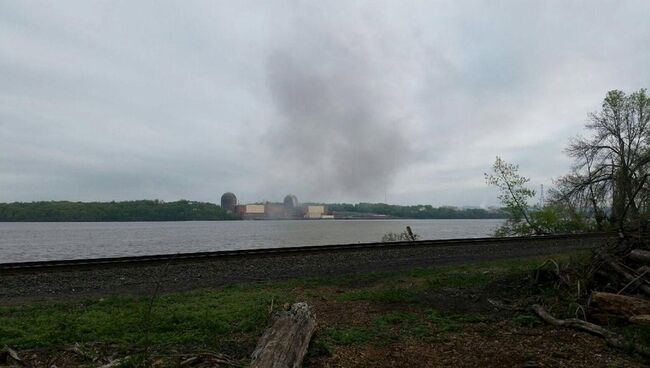 Дым над АЭС  Indian point  в США