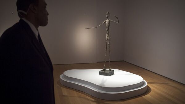 Скульптура Альберто Джакометти Указующий человек (Pointing Man)