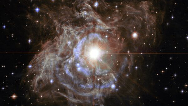Изображение с телескопа Хаббл - переменной звезды известной как цефеида