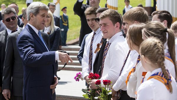 Госсекретарь США Джон Керри в Сочи. 12 мая 2015 год