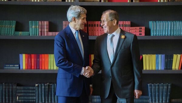Министр иностранных дел РФ Сергей Лавров во время встречи с госсекретарем США Джоном Керри. Архивное фото