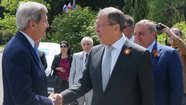 Встреча главы МИД РФ С. Лаврова и госсекретаря США Дж.Керри в Сочи. Архивное фото