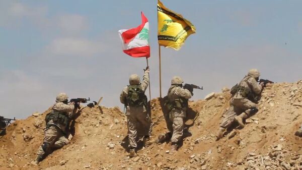 Бойцы ливанского движения Хезболлах. Архивное фото