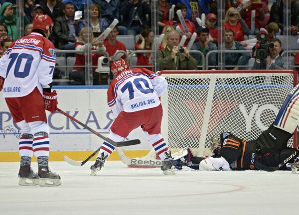 Гала-матч НХЛ в Сочи: хоккейная команда Путина выиграла со счетом 18:6