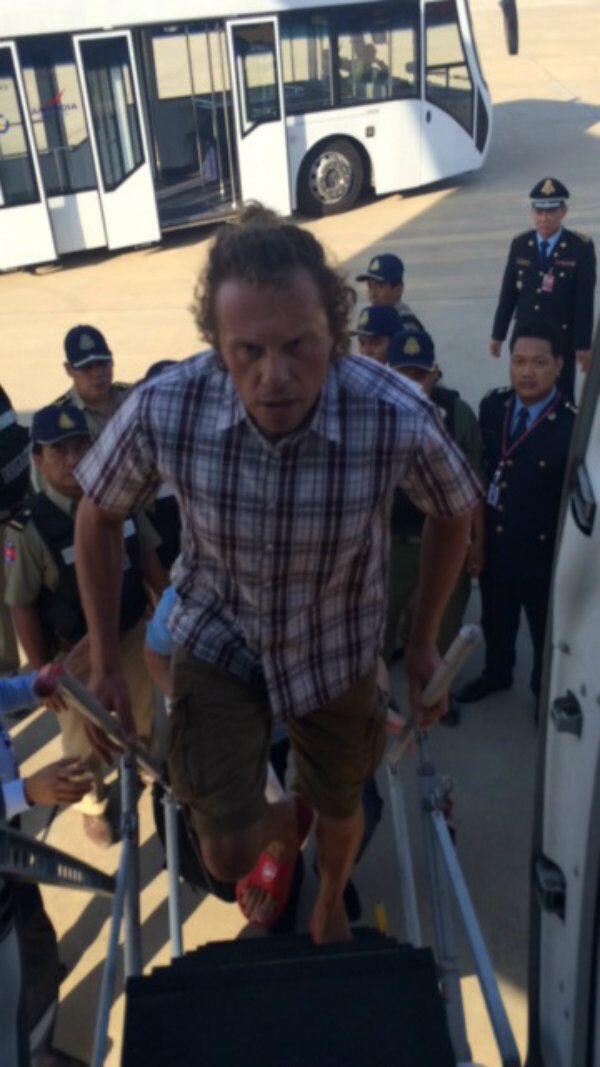 Бизнесмен Сергей Полонский в аэропорту города Пномпень, Камбоджа