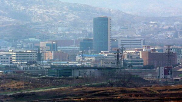 Индустриальный комплекс в Кэсоне, Северная Корея. Архивное фото