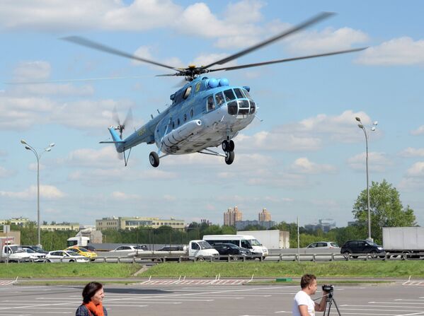 Вертолет Ми-8, прибывший для участия в выставке HeliRussia 2015