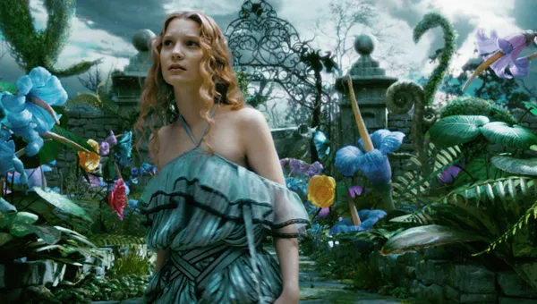 Кадр из фильма Алиса в стране чудес