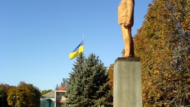 Памятник Ленину в городе Гуляйполе, Украина. Архивное фото