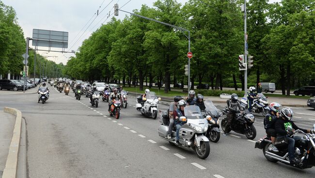 Участники мотопробега в Москве по случаю гибели своего товарища в ДТП. Архивное фото