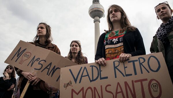 Акции протеста против продуктов с ГМО Марш против Монсанто