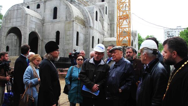 Владимир Ресин на строительстве московского храма во имя святого Иоанна Кронштадтского 