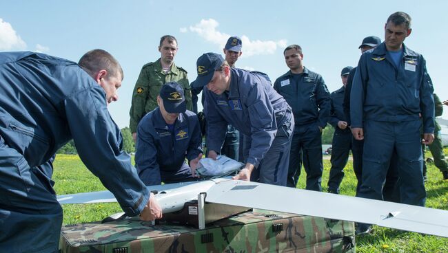 Демонстрационные полеты беспилотных летательных аппаратов. Архивное фото