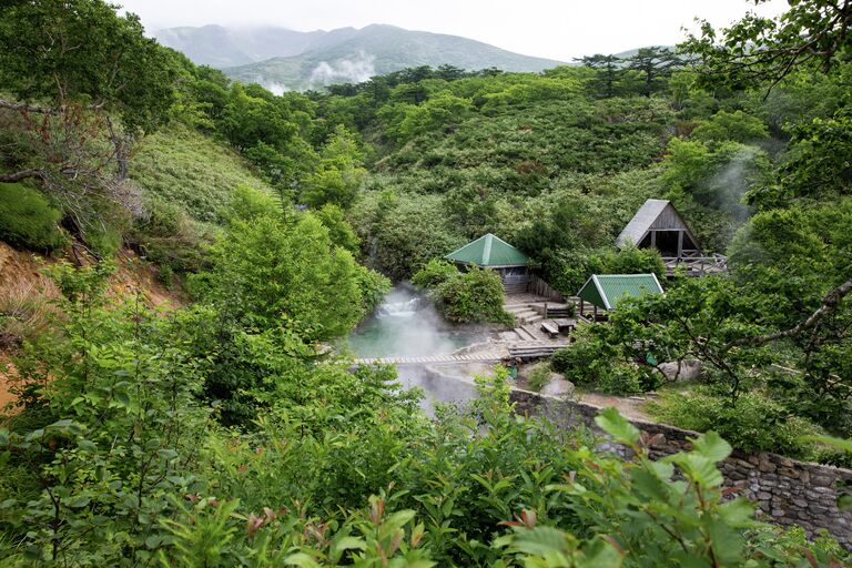 Вид острова Итуруп, Курилы