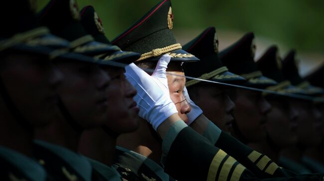 Солдаты Народно-освободительной армии Китая. Архивное фото