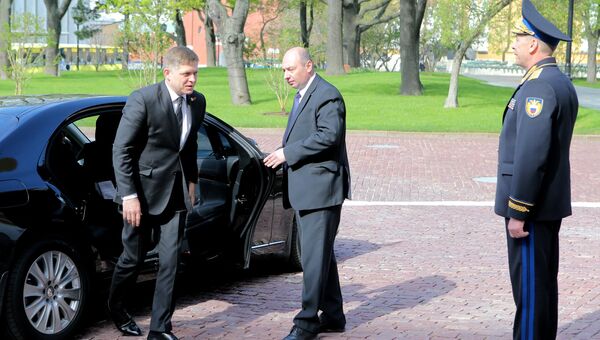 Председатель Правительства Словацкой Республики Роберт Фицо и комендант Кремля С.Хлебниковым в Кремле