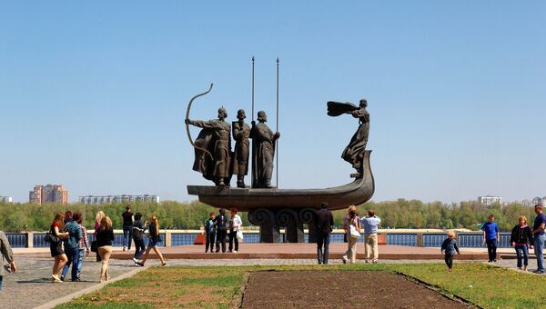 Памятник основателям Киева. Архивное фото