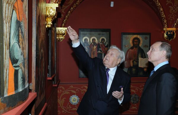 Президент РФ В.Путин посетил Музей сословий России картинной галереи художника И.Глазунова в Москве, Президент РФ В.Путин посетил Музей сословий России картинной галереи художника И.Глазунова в Москве,