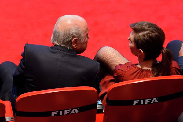 Президент ФИФА Йозеф Блаттер со своей подругой Линдой Баррас