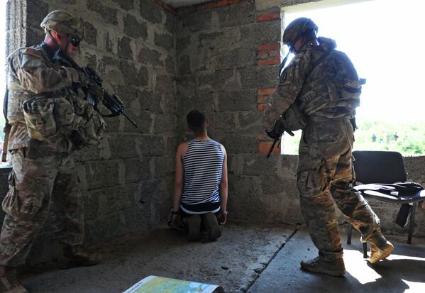 Американские военные во время учений Fearless Guardian на Украине