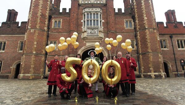 Бывшая резиденция английских королей дворец Хэмптон-корт отмечает 500-летие