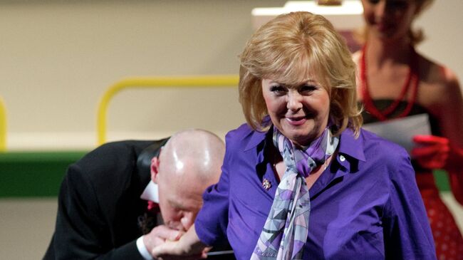 Актриса Наталья Селезнева и музыкант Александр Ф. Скляр на церемонии вручения главных футбольных премий сезона