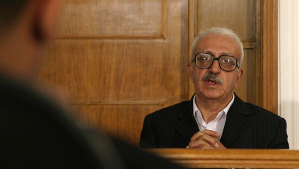 Бывший министр иностранных дел Ирака Тарик Азис во время судебного процесса в 2004 году. Архивное фото