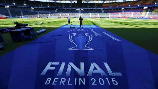 Олимпиаштадион в Берлине готовится принять финал Лиги чемпионов, 5 июня 2015