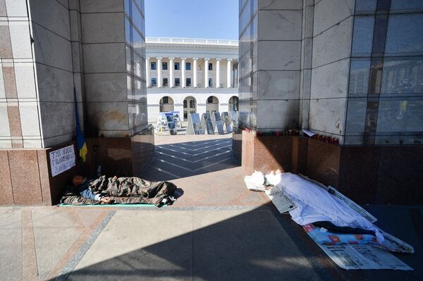 Палаточный лагерь в центре Киева снесен